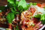 Spicy salad with shrimp 
