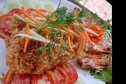 Salad with fried shrimp